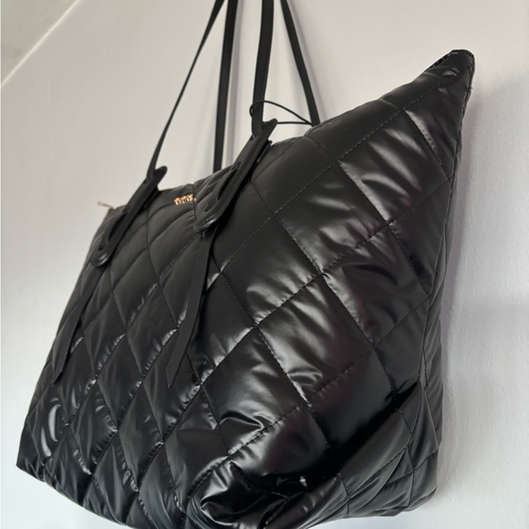 Tutilo Quilted Tote Bag/ Black/ Large - Picture 4 of 9